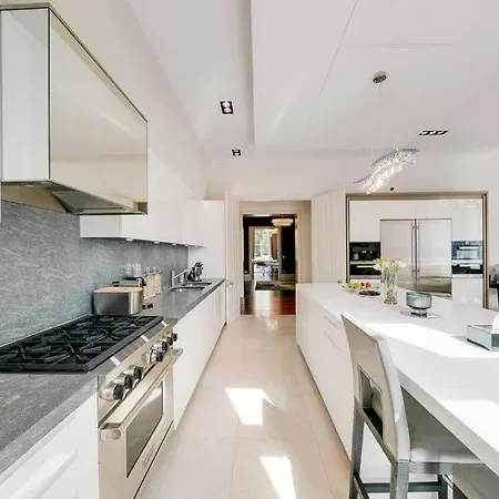 Apartamento Joi After Requesting A Reservation Contact To Confirm Bettyprice19874